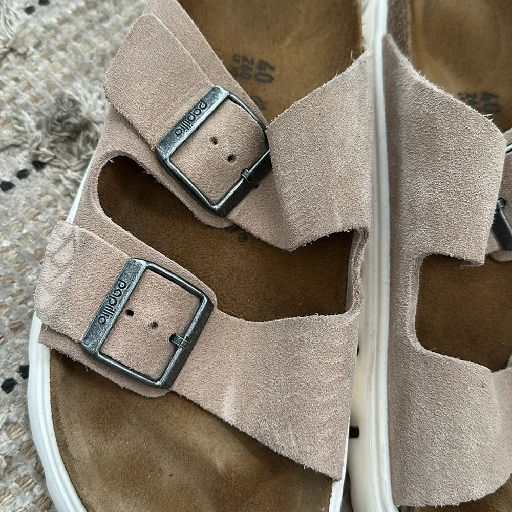 Sandals - Picture 2 of 5